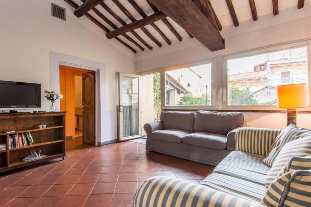 Campo De Fiori Luxury House Apartment โรม ภายนอก รูปภาพ